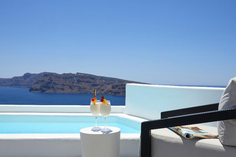 Charisma (adults Only) Vila